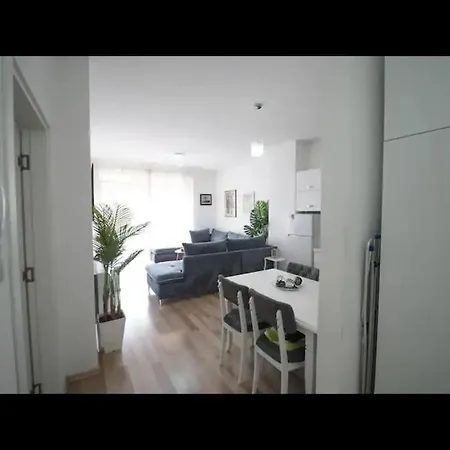 The Urban Nest 티라나